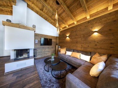 Holiday park Chalet near Slopes, Sleeps 6 - Features photo 15