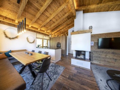 Holiday park Chalet near Slopes, Sleeps 6 - Features photo 17