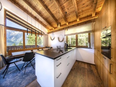 Holiday park Chalet near Slopes, Sleeps 6 - Features photo 24