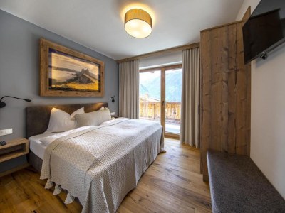 Holiday park Chalet near Slopes, Sleeps 6 - Features photo 25