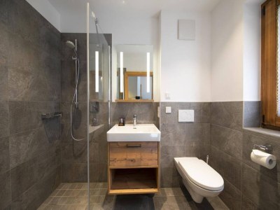 Holiday park Chalet near Slopes, Sleeps 6 - Features photo 29