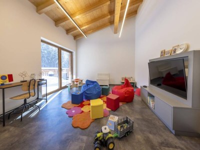 Holiday park Chalet near Slopes, Sleeps 6 - Features photo 30