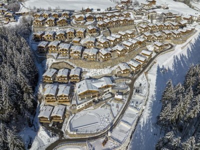 Holiday park Chalet near Slopes, Sleeps 6 - Environment photo 35