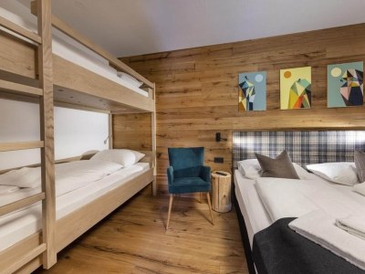 Holiday park Chalet near Ski Lift with Garden - Features photo 32