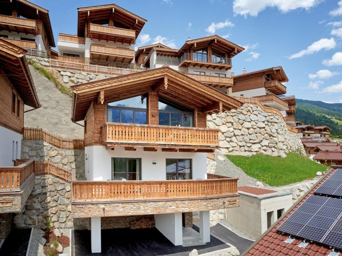 Holiday park Chalet in der Nähe des Skilifts mit Garten