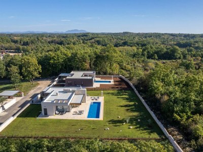 Villa VILLA ARIANA with a large pool - Environment photo 41