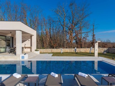 Villa Villa Shiva with a heatde pool - Outdoor photo 6