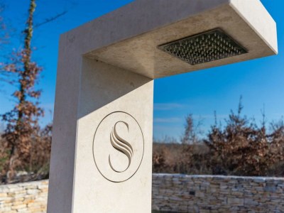 Villa Villa Shiva with a heatde pool - Outdoor photo 11