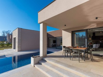 Villa Villa Shiva with a heatde pool - Outdoor photo 12