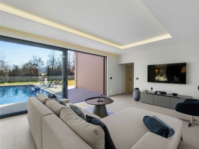 Villa Villa Shiva with a heatde pool - Features photo 23