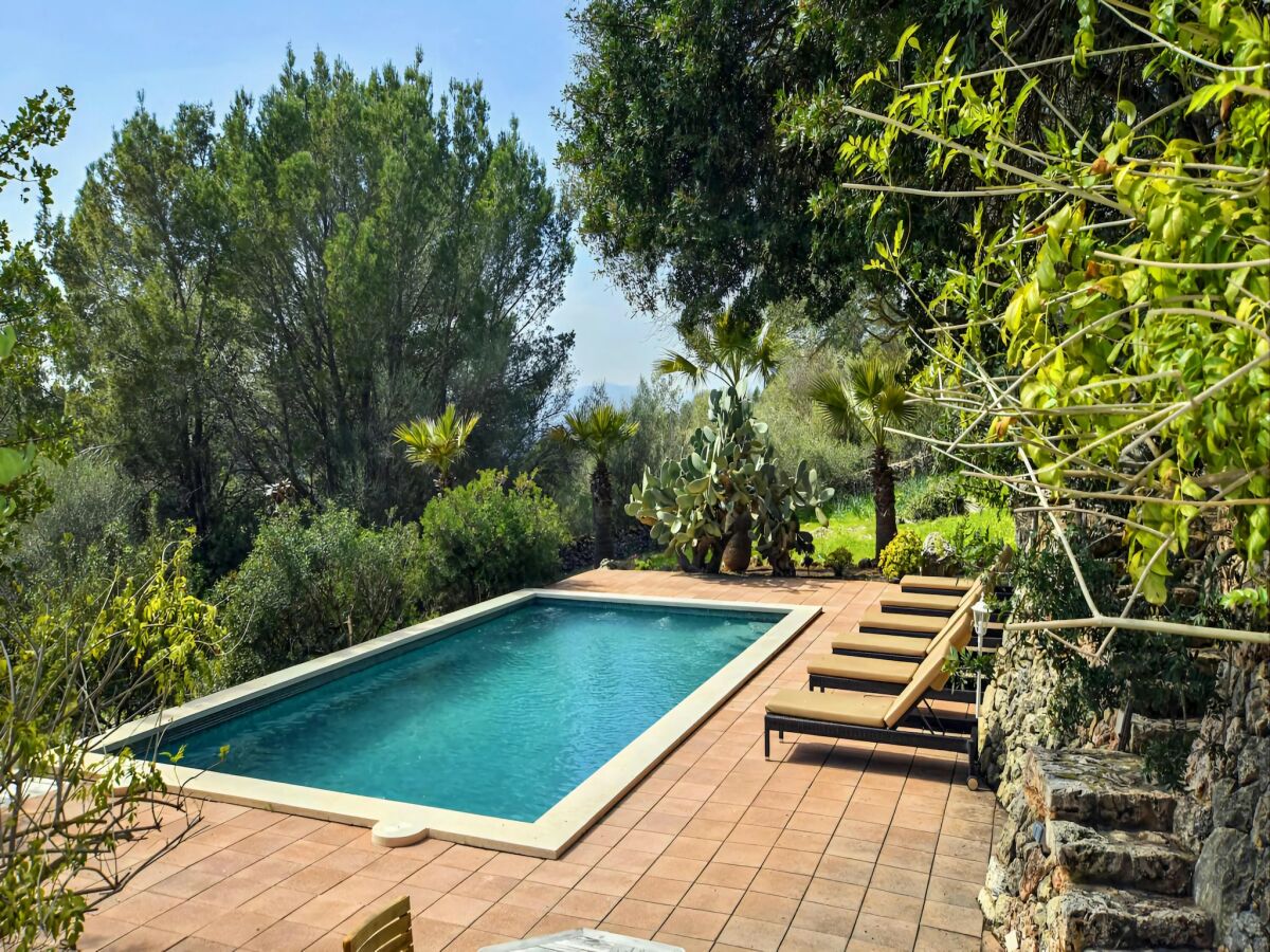 Holiday house Finca in Santa María mit Salzwasserpool