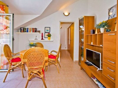 Apartment Charming and Sunny Hvar Apartments - One Bedroom Apartment with Balcony - Features photo 8