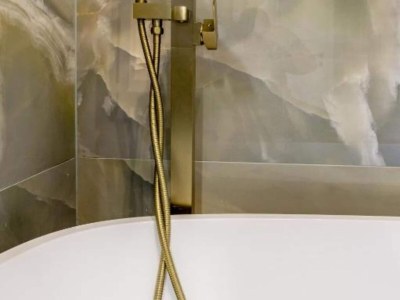 Apartment Three-Bedroom Penthouse Apartment - Features photo 15