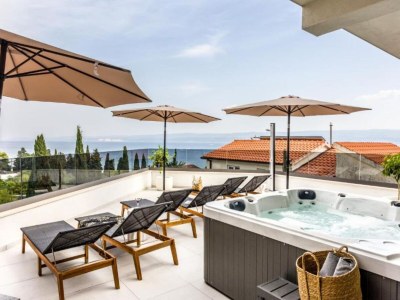 Apartment Three-Bedroom Penthouse Apartment - Outdoor photo 28