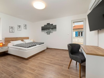 Villa Villa Andreja with heated pool near the beach - Features photo 33