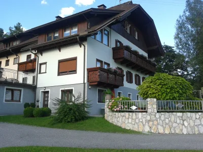 Holiday apartment Guesthouse in Wiesengrund Top 2 - Outdoor photo 3