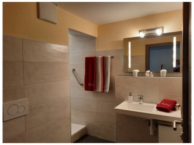 Holiday apartment Guesthouse in Wiesengrund Top 2 - Features photo 16