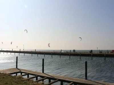 Apartment Apartment in Orth - Environment photo 33