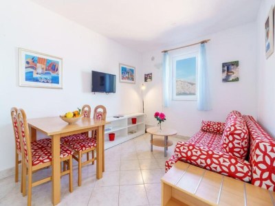 Apartment Lumbarda Resort Apartments - Comfort One Bedroom Apartment  H5 - Features photo 8