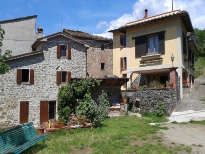 Villa Holiday Home in Tuscany with Stunning Views - Outdoor photo 10