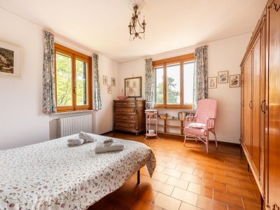 Villa Holiday Home in Tuscany with Stunning Views - Features photo 28