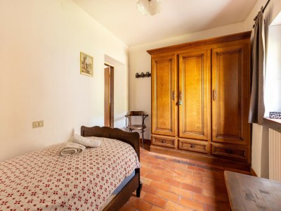 Villa Holiday Home in Tuscany with Stunning Views - Features photo 33