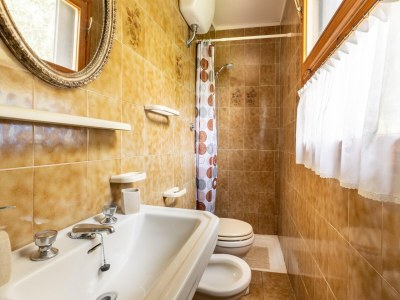 Villa Holiday Home in Tuscany with Stunning Views - Features photo 34