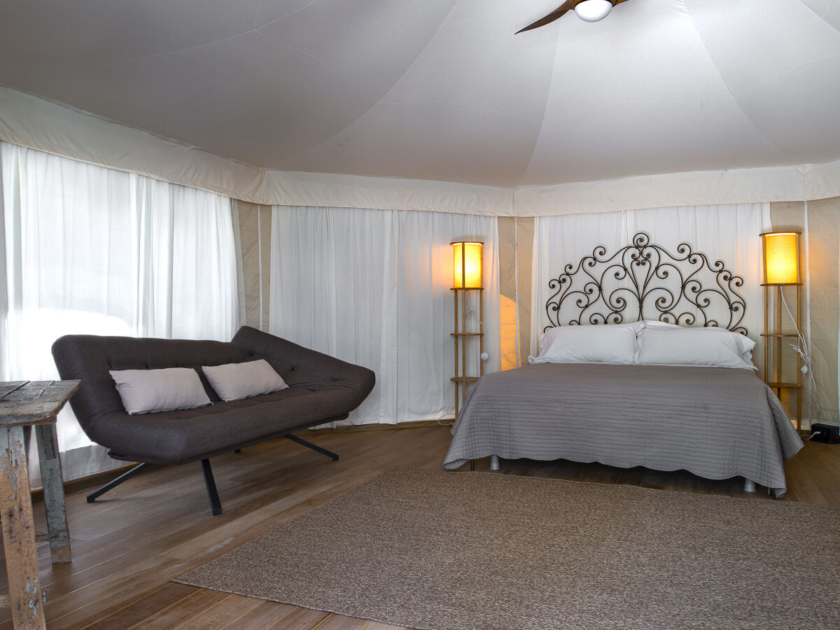 Mobile home Glamping Tent - Features photo 4