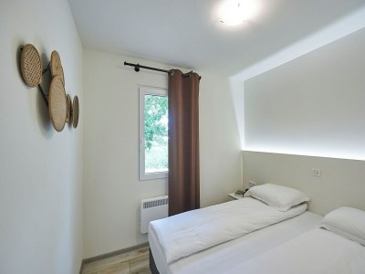 Holiday park Holiday Home in Mauroux with Pools & Vineyards - Features photo 5