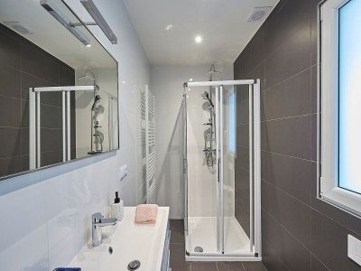 Holiday park Holiday Home in Mauroux with Pools & Vineyards - Features photo 13