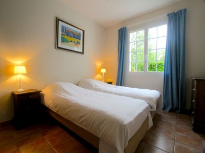 Holiday park Villa in France with Pool and Private Garden - Features photo 8