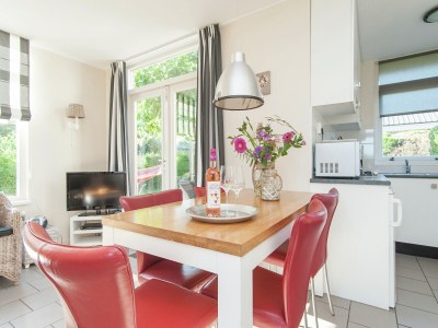 Holiday park Bungalow in Südholland nahe am Strand - Features photo 10