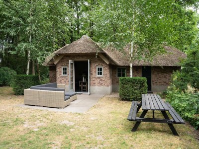 Holiday house Farmhouse in Veluwe with Sauna and Nature Views - Outdoor photo 5