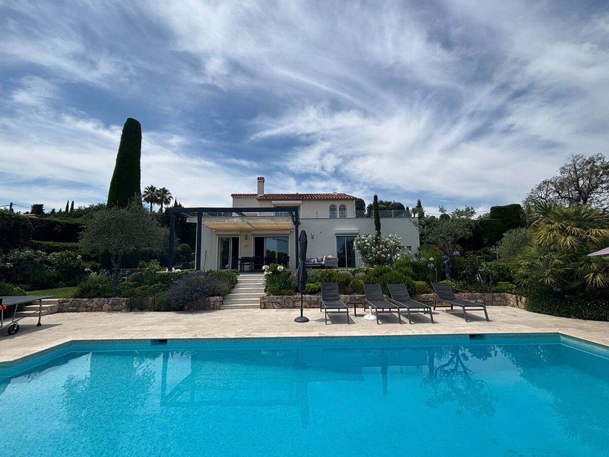 Villa Caladou, Valbonne
