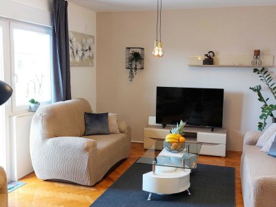 Apartment Modern Crikvenica Apartments with Sea View - Two Bedroom Apartment with Balcony - Features photo 12