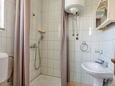 Apartment Apartments Villa Sarajevo - Two Bedroom Apartment with Terrace and Balcony - Features photo 20