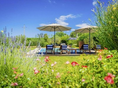 Villa Poolside Grand Retreat Villa - Outdoor photo 19