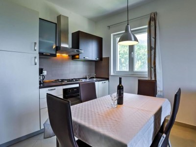 Apartment Wonderful Brsec Apartments with Sea View and Shared Pool - Comfort One Bedroom Apartment - Features photo 8