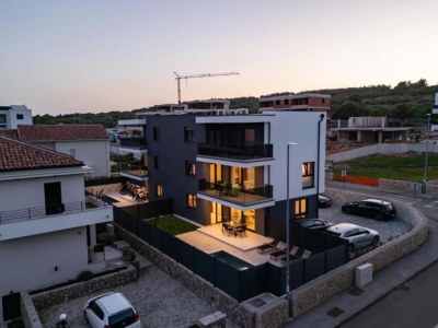 Apartment Charming Apartment Island Krk - Three Bedroom Apartment in Vrh - Apartment