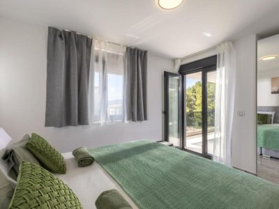 Apartment Charming Apartment Island Krk - Three Bedroom Apartment - Features photo 22