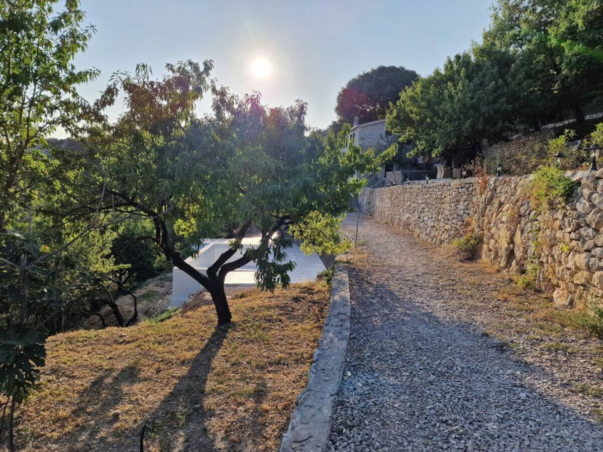 Holiday house Stone House Bay View Kaštela - Two Bedroom House with Pool - Outdoor photo 3