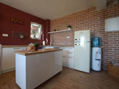 Holiday house Stone House Bay View Kaštela - Two Bedroom House with Pool - Features photo 5