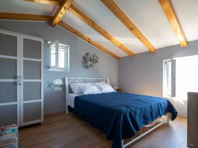 Holiday house Stone House Bay View Kaštela - Two Bedroom House with Pool - Features photo 8