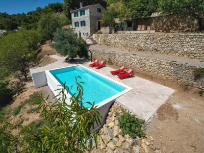 Holiday house Stone House Bay View Kaštela - Two Bedroom House with Pool - Outdoor photo 15