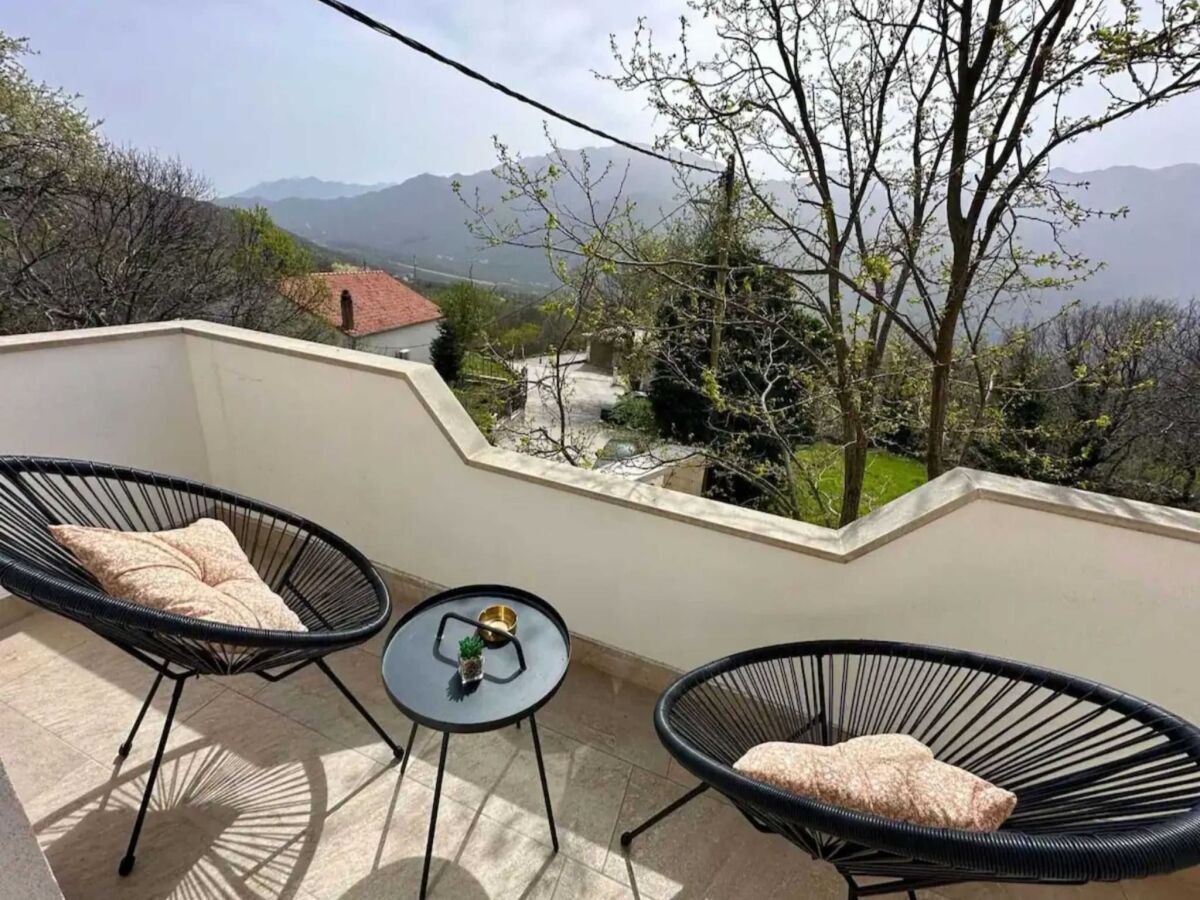 Apartment Two Bedroom Apartment with Terrace and Swimming pool