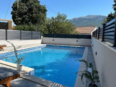 Apartment Two Bedroom Apartment with Terrace and Swimming pool - Outdoor photo 48