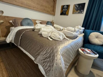 Apartment LuxArt City Spa Gallery Residence Krk- Duplex Apartment - Features photo 4