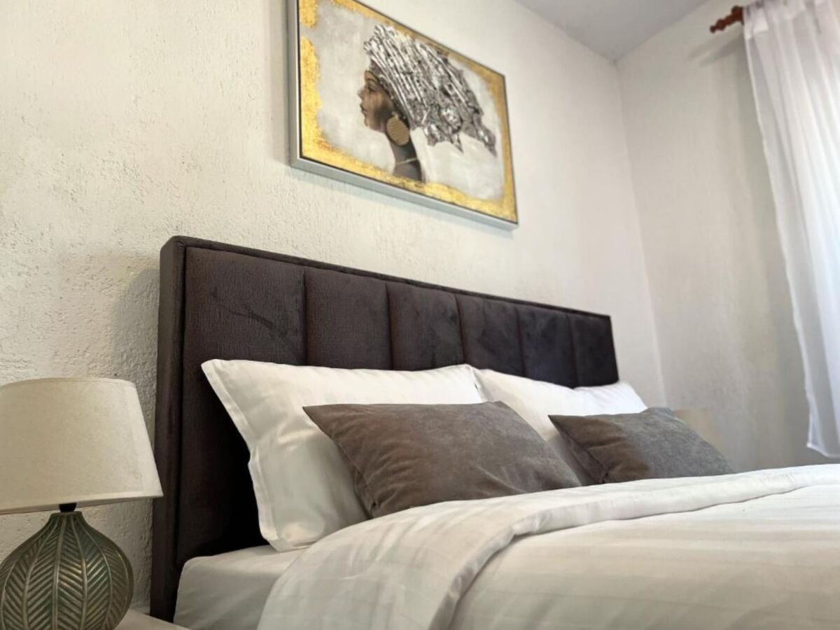 Apartment One Bedroom Apartment with Balcony (3) - Features photo 4