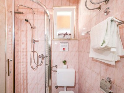 Holiday house Holiday Home Villa Ksenija - Six Bedroom Holiday Home with Pool - Features photo 33