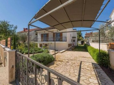 Apartment Two Bedroom Apartment with Terrace - Outdoor photo 7